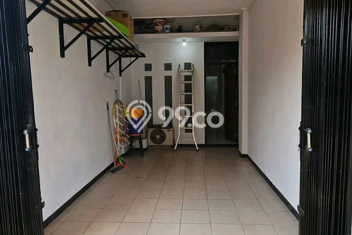 Hunian Cantik Modern Lb 90m2 di Banyumanik, Semarang Hunian Cantik Modern Lb 90m2 di Banyumanik, Semarang