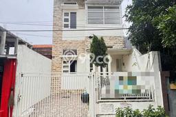 Dijual Rumah Strategis Bagus Punya 3 KT di Wiyung Surabaya SHM Dijual Rumah Strategis Bagus Punya 3 KT di Wiyung Surabaya SHM