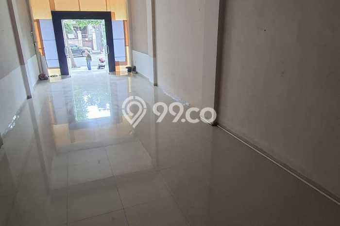 Unit Ruko Dijual di Tenggilis Mejoyo Surabaya Luas Tanah 90m2, Luas Bangunan 280m2 Unit Ruko Dijual di Tenggilis Mejoyo Surabaya Luas Tanah 90m2, Luas Bangunan 280m2