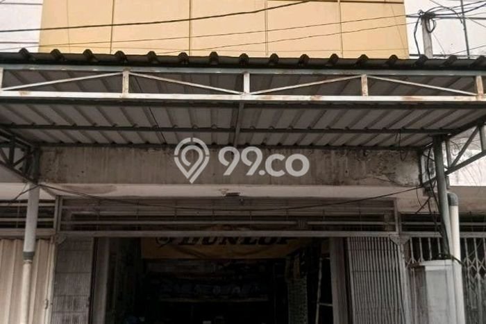 Ruko Bagus Dijual LB 150m2 Lokasi Strategis Surabaya Area Cocok untuk Bisnis Ruko Bagus Dijual LB 150m2 Lokasi Strategis Surabaya Area Cocok untuk Bisnis