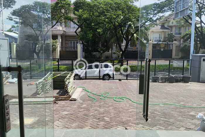 Unit Komersial Disewakan di Surabaya Area Strategis Harga Kompetitif Unit Komersial Disewakan di Surabaya Area Strategis Harga Kompetitif