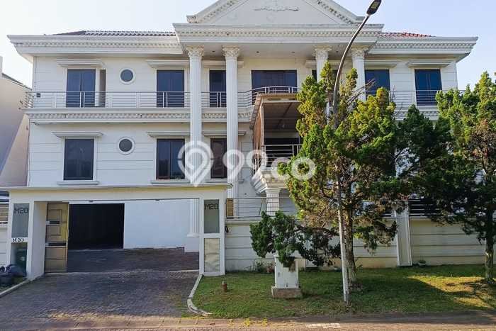 Cocok Untuk Investasi! Dijual Kost di Villa Puncak Tidar 46 Kamar Cocok Untuk Investasi! Dijual Kost di Villa Puncak Tidar 46 Kamar