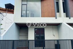 Rumah Luas Asri 4 KT Siap Pakai di Surabaya Kota Surabaya Rumah Luas Asri 4 KT Siap Pakai di Surabaya Kota Surabaya