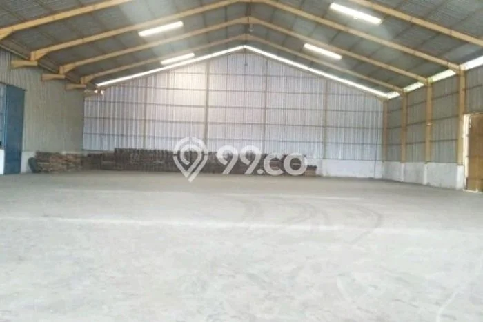 Gudang Usaha Dijual di Lamongan Lamongan LT 32000m2 & LB 10000m2 Gudang Usaha Dijual di Lamongan Lamongan LT 32000m2 & LB 10000m2