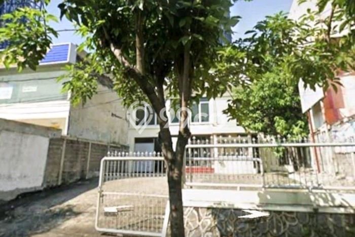Kantor Dijual di Surabaya LT 855m2 & LB 1000m2 Lokasi Terbaik! Kantor Dijual di Surabaya LT 855m2 & LB 1000m2 Lokasi Terbaik!
