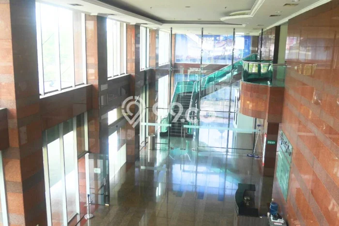 Unit Ruko Dijual di Jakarta Selatan LT 3700m2 & LB 10160m2 Unit Ruko Dijual di Jakarta Selatan LT 3700m2 & LB 10160m2