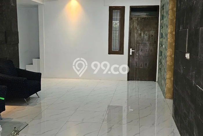 Dijual Segera Rumah Kost di Geger Kalong, Bandung 13 Kamar Dijual Segera Rumah Kost di Geger Kalong, Bandung 13 Kamar