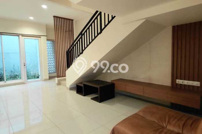 Lokasi strategis! Rumah siap pakai disewakan di Gedebage LB 149m2 Lokasi strategis! Rumah siap pakai disewakan di Gedebage LB 149m2