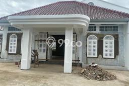 Rumah Kondisi Baik Disewakan di Riau, Bandung LT 700m2, LB 550m2 Rumah Kondisi Baik Disewakan di Riau, Bandung LT 700m2, LB 550m2