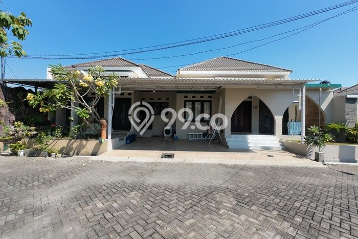 Rumah Modern Minimalis 4 KT Bisa Langsung Pindah di Jaten Rumah Modern Minimalis 4 KT Bisa Langsung Pindah di Jaten