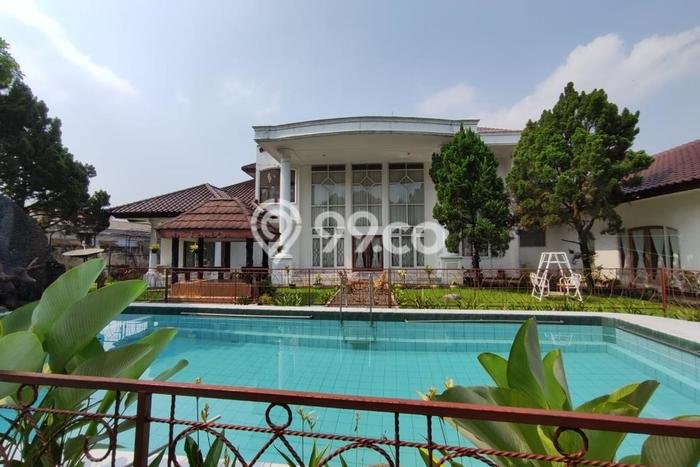 Disewakan Rumah Mewah di Bogor Barat Bogor Harga Rp 25 Miliar/ Tahun Disewakan Rumah Mewah di Bogor Barat Bogor Harga Rp 25 Miliar/ Tahun