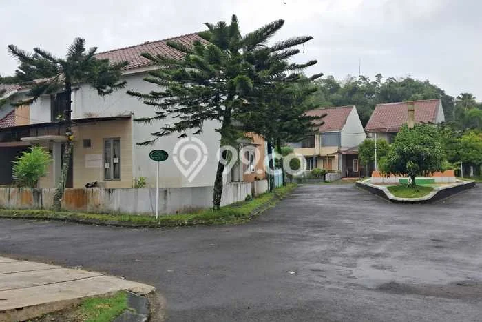 Rumah Strategis Modern Lb 125m2 di Mangkubumi, Tasikmalaya Rumah Strategis Modern Lb 125m2 di Mangkubumi, Tasikmalaya