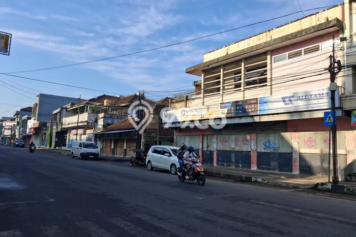 Untuk Dijual Ruko di Cipedes Tasikmalaya LT 265m2 / LB 384m2 Untuk Dijual Ruko di Cipedes Tasikmalaya LT 265m2 / LB 384m2