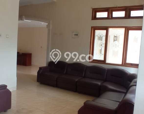 Vila di Cipedes, Area 3264m2m², Akses ke Fasilitas Umum Vila di Cipedes, Area 3264m2m², Akses ke Fasilitas Umum