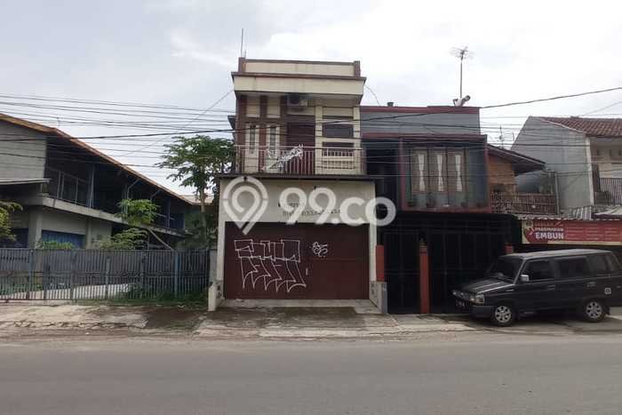 Ruko Paling Dicari LB 180m2 Dijual di Cipedes Ruko Paling Dicari LB 180m2 Dijual di Cipedes