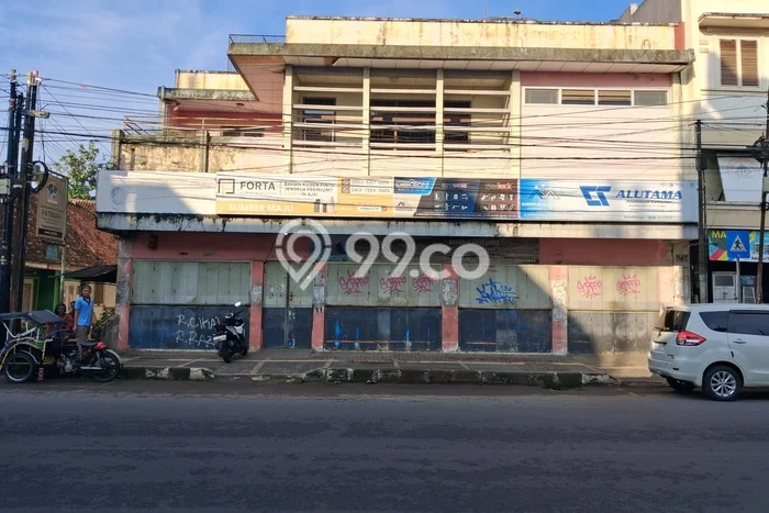 Untuk Dijual Ruko di Cipedes Tasikmalaya LT 265m2 / LB 384m2 Untuk Dijual Ruko di Cipedes Tasikmalaya LT 265m2 / LB 384m2