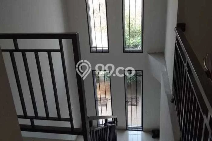 Ready to Use! Luxury House LT 348m2 Desain Elegan di Tanjung Duren Utara Ready to Use! Luxury House LT 348m2 Desain Elegan di Tanjung Duren Utara
