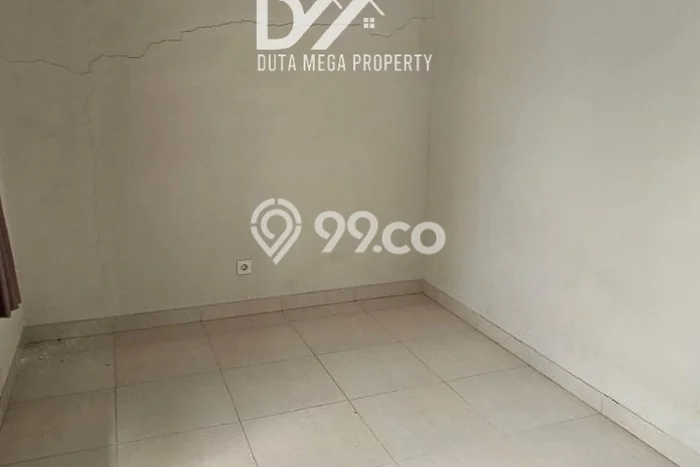 Rumah Luas Asri 3 KT Siap Pakai di BSD Nusaloka Tangerang Rumah Luas Asri 3 KT Siap Pakai di BSD Nusaloka Tangerang