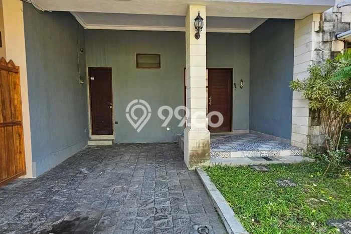 Disewakan! Rumah 3 Kamar Tidur &
3 Kamar Mandi di Renon, Denpasar Disewakan! Rumah 3 Kamar Tidur &
3 Kamar Mandi di Renon, Denpasar