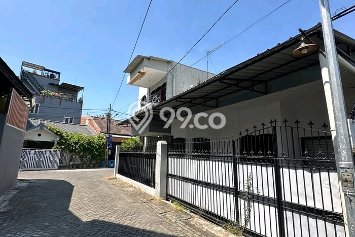 Rumah Modern Minimalis 4 KT Bisa Langsung Pindah di Wonocolo Rumah Modern Minimalis 4 KT Bisa Langsung Pindah di Wonocolo