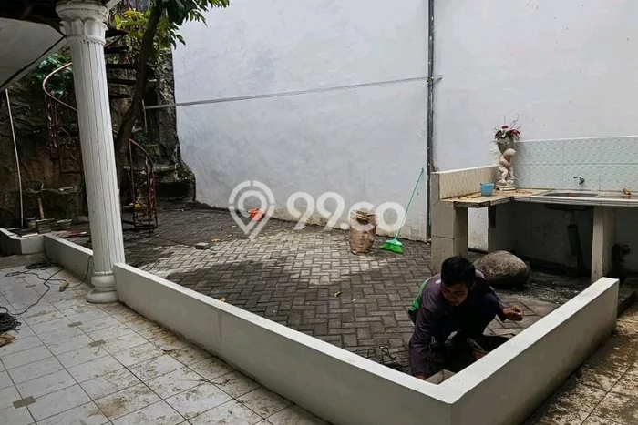 Dijual Rumah Premium dengan Fasilitas Sekitar Komplit di Gubeng, Surabaya Dijual Rumah Premium dengan Fasilitas Sekitar Komplit di Gubeng, Surabaya