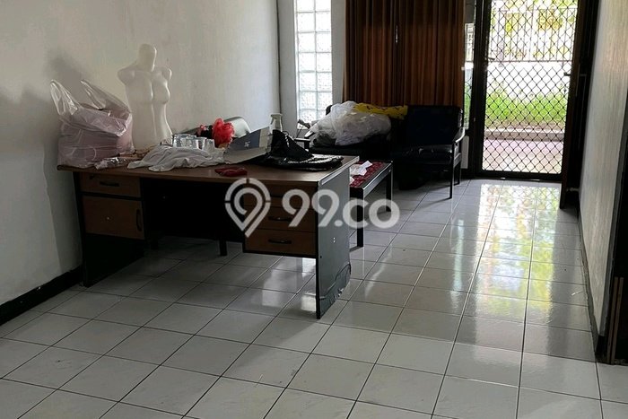 Jual Rumah Bagus Siap Huni LB 170m2 di Tandes, Surabaya Jual Rumah Bagus Siap Huni LB 170m2 di Tandes, Surabaya