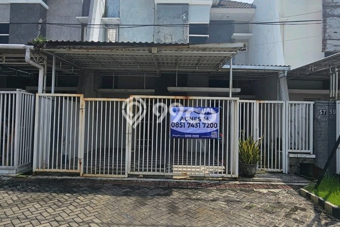 Rumah Strategis Modern Lb 122m2 di Waru, Sidoarjo Rumah Strategis Modern Lb 122m2 di Waru, Sidoarjo