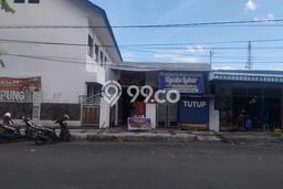Jual Rumah Strategis Bagus Punya 0 KT di Banyuwangi Banyuwangi SHM Jual Rumah Strategis Bagus Punya 0 KT di Banyuwangi Banyuwangi SHM