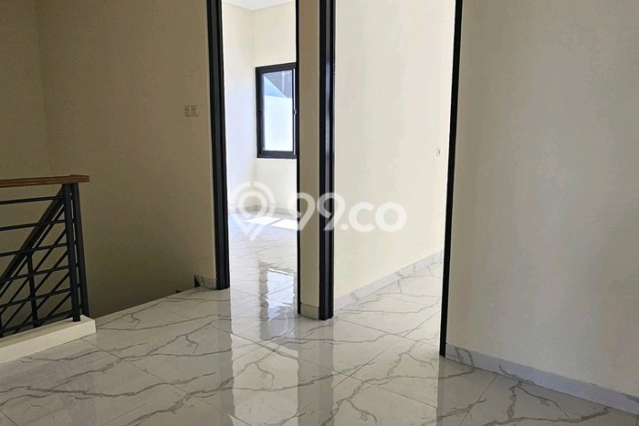 Dijual Rumah Eksklusif 4 KT di Mulyosari, Surabaya Dijual Rumah Eksklusif 4 KT di Mulyosari, Surabaya