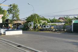 Tanah Siap Pakai Disewakan di Menganti, Gresik, Luas 2168m2 Tanah Siap Pakai Disewakan di Menganti, Gresik, Luas 2168m2
