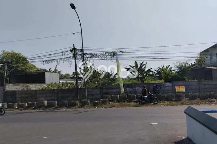 Tanah Siap Pakai Disewakan di Menganti, Gresik, Luas 2168m2 Tanah Siap Pakai Disewakan di Menganti, Gresik, Luas 2168m2