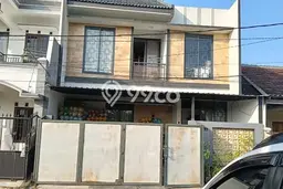 Rumah Strategis Modern Lb 200m2 di Sambikerep, Surabaya Rumah Strategis Modern Lb 200m2 di Sambikerep, Surabaya
