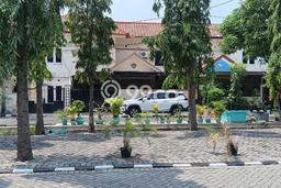 Rumah Strategis Minimalis Lb 250m2 di Wiyung, Surabaya Rumah Strategis Minimalis Lb 250m2 di Wiyung, Surabaya
