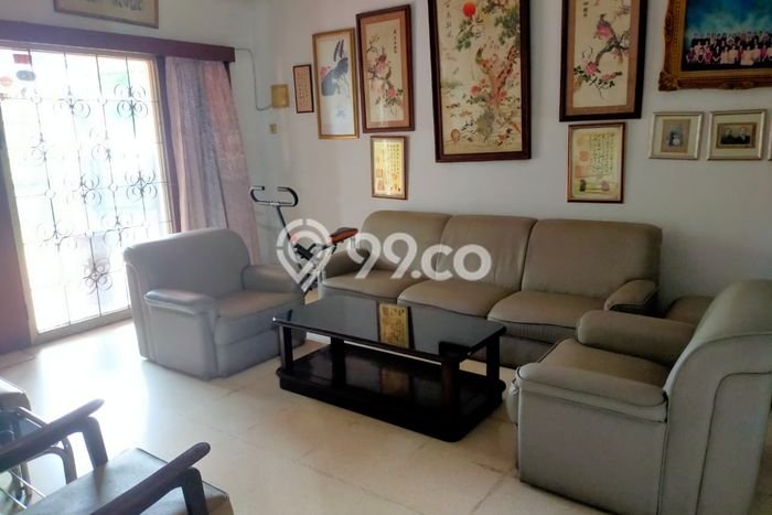 Dijual Rumah Mewah Exclusive di Dukuh Pakis, Surabaya Dijual Rumah Mewah Exclusive di Dukuh Pakis, Surabaya
