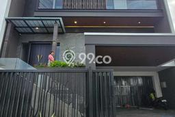 Jual Rumah Mewah Elegan Dengan View Cantik di Citraland, Surabaya Jual Rumah Mewah Elegan Dengan View Cantik di Citraland, Surabaya