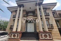 Rumah Mewah LB 1500m2 Siap Huni Desain Elegan di Margorejo, Surabaya Rumah Mewah LB 1500m2 Siap Huni Desain Elegan di Margorejo, Surabaya