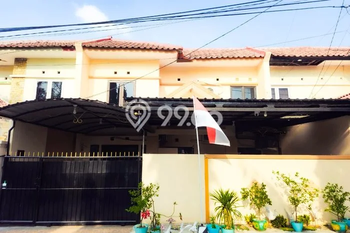 Jual Rumah Strategis Bagus Punya 4 KT di Wiyung Surabaya SHM Jual Rumah Strategis Bagus Punya 4 KT di Wiyung Surabaya SHM