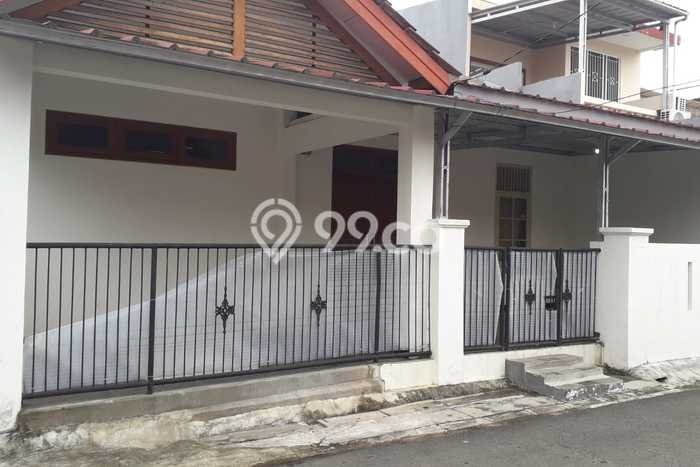 Disewakan Rumah Murah di Harapan Indah Bekasi Punya 2 Kamar Tidur Disewakan Rumah Murah di Harapan Indah Bekasi Punya 2 Kamar Tidur