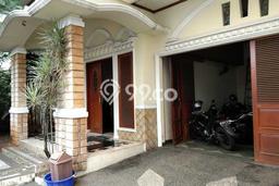 Rumah sewa siap huni 3 Kamar Tidur di Pejaten, Jakarta Selatan Rumah sewa siap huni 3 Kamar Tidur di Pejaten, Jakarta Selatan