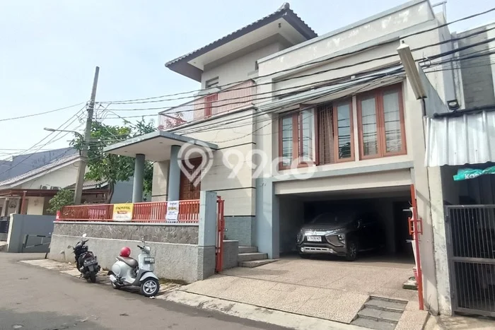 For Sale Rumah Elit Exclusive di Ciputat Timur, Tangerang Selatan For Sale Rumah Elit Exclusive di Ciputat Timur, Tangerang Selatan