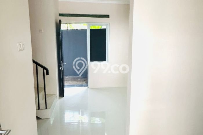 Lokasi terbaik! Rumah siap huni dikontrakkan di Serpong LB 90m2 Lokasi terbaik! Rumah siap huni dikontrakkan di Serpong LB 90m2
