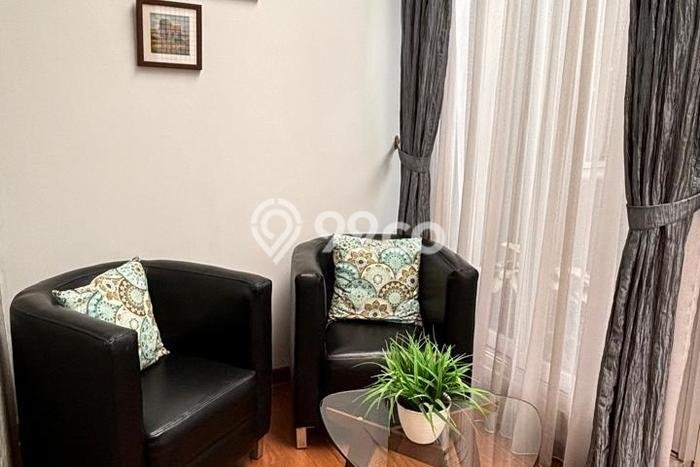 Rumah Mewah LB 215m2 Siap Huni Desain Elegan di BSD, Tangerang Rumah Mewah LB 215m2 Siap Huni Desain Elegan di BSD, Tangerang