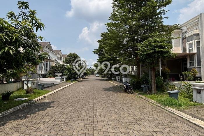 Rumah Elit Modern Tanpa Renovasi di BSD Green Wich Tangerang Rumah Elit Modern Tanpa Renovasi di BSD Green Wich Tangerang