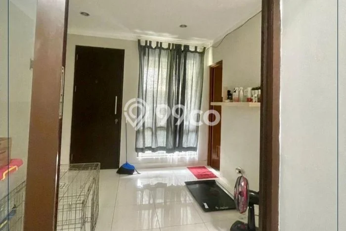 For Sale Hunian Rumah Terawat 2 KT di Graha Raya, Tangerang Selatan For Sale Hunian Rumah Terawat 2 KT di Graha Raya, Tangerang Selatan