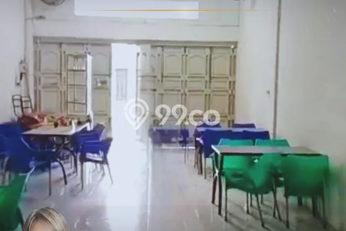 Unit Ruko Disewa Lokasi Medan Tembung, Medan Spesifikasi Luas Bangunan 350m2 Unit Ruko Disewa Lokasi Medan Tembung, Medan Spesifikasi Luas Bangunan 350m2