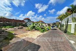 Tanah Dijual Area Strategis di Seminyak Badung 286m2 Tanah Dijual Area Strategis di Seminyak Badung 286m2