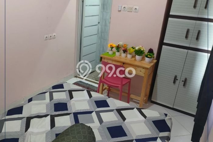 Unit Kost Dijual di Jakarta Barat Spesifikasi 13 Kamar Tidur dan Area Strategis Unit Kost Dijual di Jakarta Barat Spesifikasi 13 Kamar Tidur dan Area Strategis