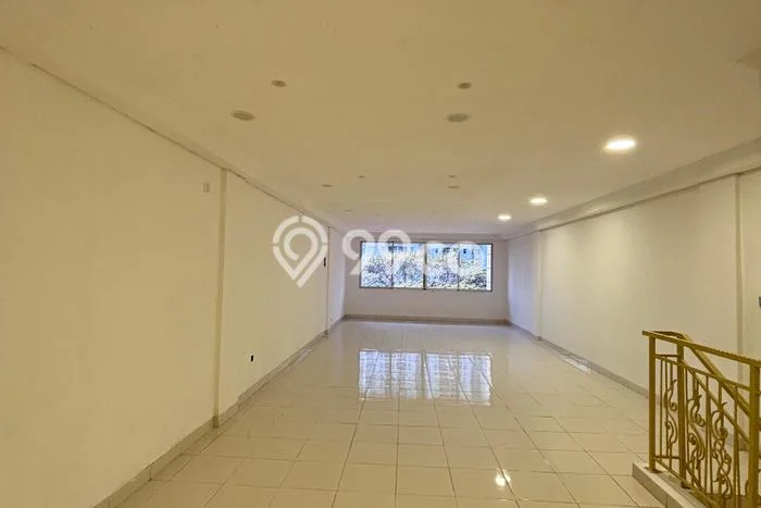 Ruko untuk disewa di Grogol Petamburan punya LT 300m2 & LB 81m2 harga sewa kompetitif Ruko untuk disewa di Grogol Petamburan punya LT 300m2 & LB 81m2 harga sewa kompetitif