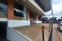 Kantor Disewa di Kebayoran Baru, Jakarta Selatan, LT 586m2 / LB 1724m2 Kantor Disewa di Kebayoran Baru, Jakarta Selatan, LT 586m2 / LB 1724m2
