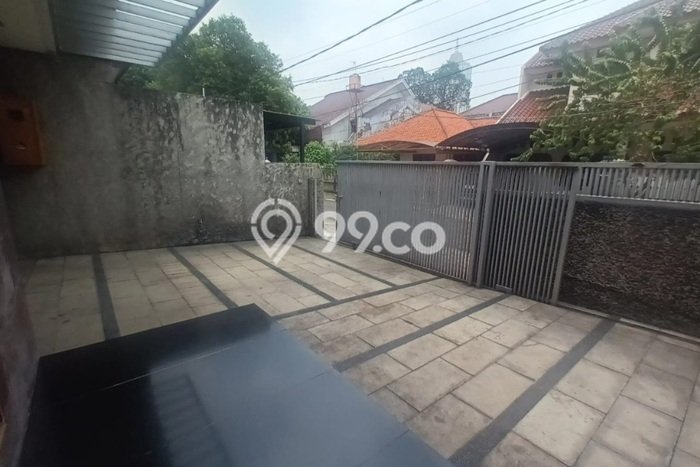 Rumah Elit Modern Siap Huni di Gandaria Jakarta Selatan Rumah Elit Modern Siap Huni di Gandaria Jakarta Selatan